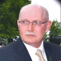 Teresa Looney's Instagram, Twitter & Facebook