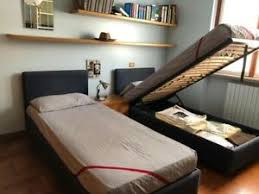 Noi ce l'abbiamo rosso,,,ma ormai lo odiamo la sarta di mia mamma ha detto di portarle il rivestimento che mi dice quanto mi prende farne uno nuovo. Rivestimento Letto A Letti Acquisti Online Su Ebay