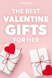 A dozen red roses, an elegant dinner, chocolates, and the perfect love letter inscription in a greeting card. 40 Best Valentine S Day Gifts For Her 2020 Edition Valentines Day Gifts For Her Valentines Day Gifts For Friends Valentines Gifts For Her