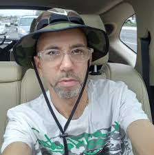 Feliz sábado 💃🏻📍en mi ubicación favorita @bluesalonrd . Look  @ellecouturedr Estilismo @jozuarycs Makeup and Hair @bluesalonrd @ Blue  Beauty Salon