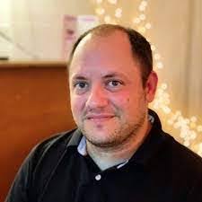 Derek Herzer's Instagram, Twitter & Facebook