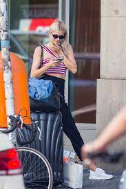 See pictures and shop the latest fashion and style trends of lena gercke, including lena gercke wearing and more. Street Style Lena Gercke In Berlin Justfabzz