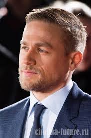 Our mission is simple, to raise the standard. Gallery Ru Foto 1 Hq Cinema Future Charlie Hunnam Mens Hairstyles Fade Haircut