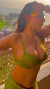 @ameesha_patels video Tweet