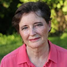 Heidi Burr's Instagram, Twitter & Facebook