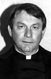 Pope beatifies married couple