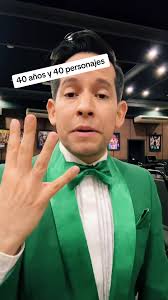 Así celebré mi cumpleaños de 40 🎂 40 años, 40 personajes en 40 tomas  #actor #micumpleaños #mis40 #humor #comedia #señordelascuatrodecadas  #showdemier #personajes