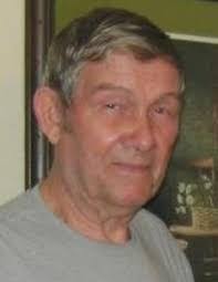 Billie Decker's Instagram, Twitter & Facebook