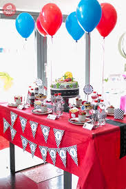 10 Deko Tipps Zum Rennfahrer Kindergeburtstag Kinder Geburtstag Deko Kindergeburtstag Tischdeko Kindergeburtstag