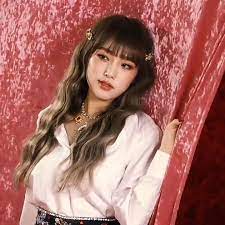 349 members in the yena community. Iz One 4th Mini Album One Reeler Act Iv Jacket Making Film Yena Iz One Yena Iz One Kpop Girls