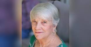 Queenie Lee Holt Obituary