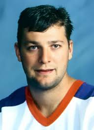 Player photos for the 1991-92 U. of Wisconsin Eau Claire at hockeydb.com