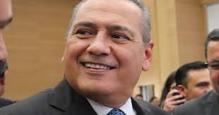 El gobierno federal investiga al priista manlio fabio beltrones, evo morales llega a argentina en calidad de refugiado y casi 10. Las Candidaturas Independientes No Son La Solucion Manlio Fabio Beltrones