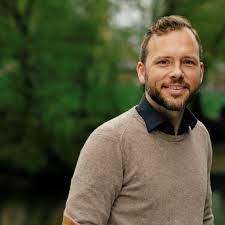September 1977 i bergen) er en norsk politiker som fra 2012 er partileder og parlamentarisk leder i sv. Audun Lysbakken Norway The Global Vote Good Country