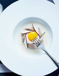 Blanc Manger D œuf Mollet A La Truffe Blanche D Alba Emulsion De Cepes De Mathieu Pacaud Elle Truffe Blanche Truffe Oeuf Mollet