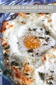 Eggs In Baked In Mashed Potatoes Wondering What To Make With Leftover Mashed Potatoes These Eggs Ba Baked Eggs Mashed Potatoes With Egg Baked Mashed Potatoes