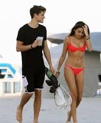 She stands at a height of 5 ft 5 in tall or else 1.65 m or 165 cm. Jack Gilinsky Bio Wiki Net Worth Height Girlfriend Dating Age