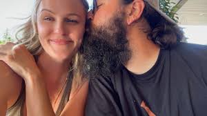 Alyssa Strain and Adam Jubinville's Wedding Website