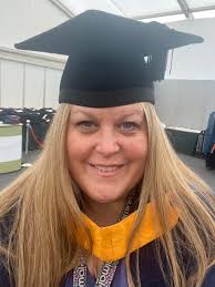 Clare Carpenter (@ClareCT207)