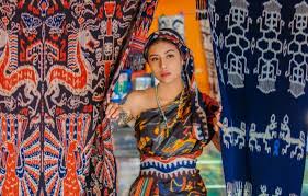 Maybe you would like to learn more about one of these? Mengenal Kain Tenun Khas Sumba Barat Daya Trip Sumba