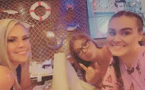 Ashley Arnett (@ashleymariearnett) • Instagram photos and videos