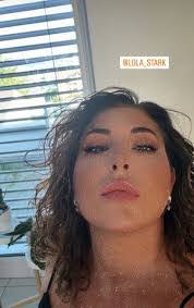 Lola Stark's Instagram, Twitter & Facebook