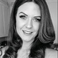 Scarlett Walsh's Instagram, Twitter & Facebook