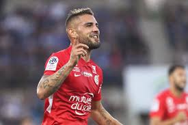 He is 28 years old from algeria and playing for montpellier hsc in the france ligue 1 (1). Football Andy Delort En Algerie Le President De La Federation Y Voit Quelque Chose De Positif