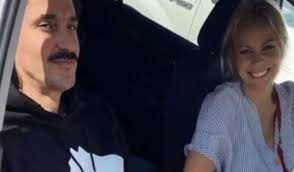 verso 1 ay, cómo me gusta vivir pega'ito estar a tu lao' bien apretao' bien sabrosito. Cecilia Caramelito Carrizo Hablo Sobre La Salud De Su Hermano De A Poco Mejora Mucho