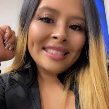 Profile for Isabel Laudermilk