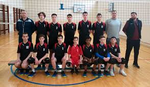 Fostul elev de la liceul cu program sportiv baia mare a reușit să coboare sub baremul de calificare la 100 m spate în reuniunea de la guangzhou (china). Css2 Baia Mare Pagina OficialÄ