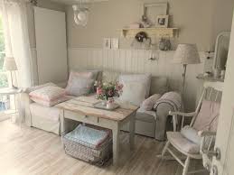 Home aktuelles workshop mit kreidefarbe workshop/kurse galerie shabby chic flohmarkt veranstaltungen. Waldstrumpf Shabby Chic Mode Chic Wohnzimmer Schabby Schick