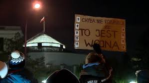 Więcej materiałów na stronie sputnik polska. Strajk Kobiet Zakonczyl Sie Protest W Warszawie Uzyto Gazu Ranny Policjant Polsat News