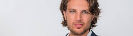 We hebben vandaag gert verhulst, piet piraat, kabouter plop en. Renze Klamer Nieuwe Presentator De Nieuws Bv Op Npo Radio 1 Spreekbuis Nl