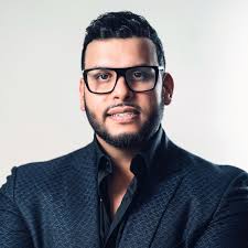 Jay Walia's Instagram, Twitter & Facebook