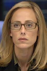 Pin On Celebs With Glasses