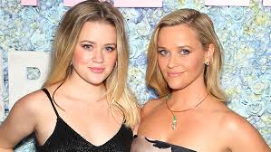 Feb 07, 2018 · early life. Ava Phillippe Everything To Know About Reese Witherspoon S Daughter 21 With Ryan Phillippe Newspostwall