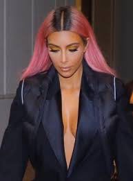 Kim Kardashian West Takes A Daring Makeup Trend From The Runway To The Street Hair Color Pink Kardashian Hair Celebrity Makeup Looks