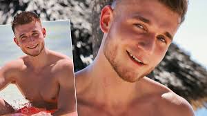 Od 2009 gra w teatrze i w produkcjach telewizyjnych. Dawid Susicki Z Hotel Paradise 3 Wiek Dziewczyna Wikipedia