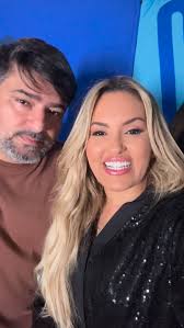 Eles mesmos mandaram avisar ao nosso povo de Ceará-Mirim! 🎤✨, Ale & Yara  Tchê, da banda Seu Desejo, têm um recadinho especial e confirmam presença  no dia 07 de dezembro!, Pode esperar um show ...