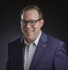 Mallory Metcalf's Instagram, Twitter & Facebook