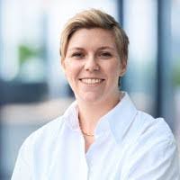 Sandy Hoffmann's Instagram, Twitter & Facebook