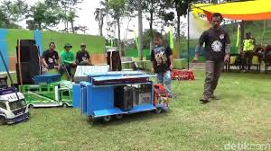 Maybe you would like to learn more about one of these? Gemas Miniatur Truk Di Pasuruan Ini Dilengkapi Sound System Mini