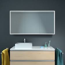 Pin Von Apply Auf Badezimmer In 2020 Spiegelschrank Bad Spiegelschrank Mit Beleuchtung Spiegelschrank Led