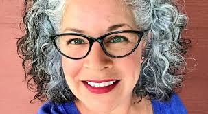 Gray hair: Why women are now embracing their silver tresses