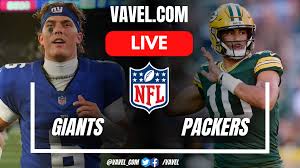 New York Giants vs Green Bay Packers LIVE Score Updates in NFL Game
