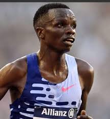 Daniel Ebenyo SHOWS his Dancing skills