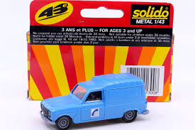 Image result for Bleu Telecom 1982 Renault