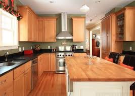 the best kitchen wall color for oak