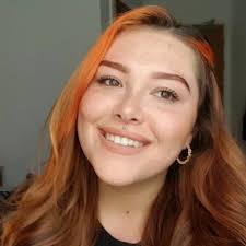 Ella Lockwood's Instagram, Twitter & Facebook